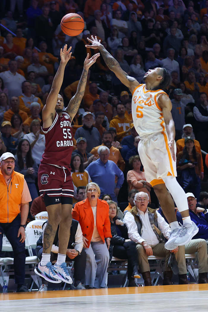 Ta'Lon Cooper shooting (and hitting) a three against Tennessee guard Zakai Zeigler late in the second half (30th Jan., 2024)
